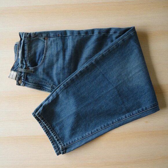 FRAME Denim Low Slung Barrel Leg Jeans (CARAMIA), Size 28, EUC - Picture 8 of 16